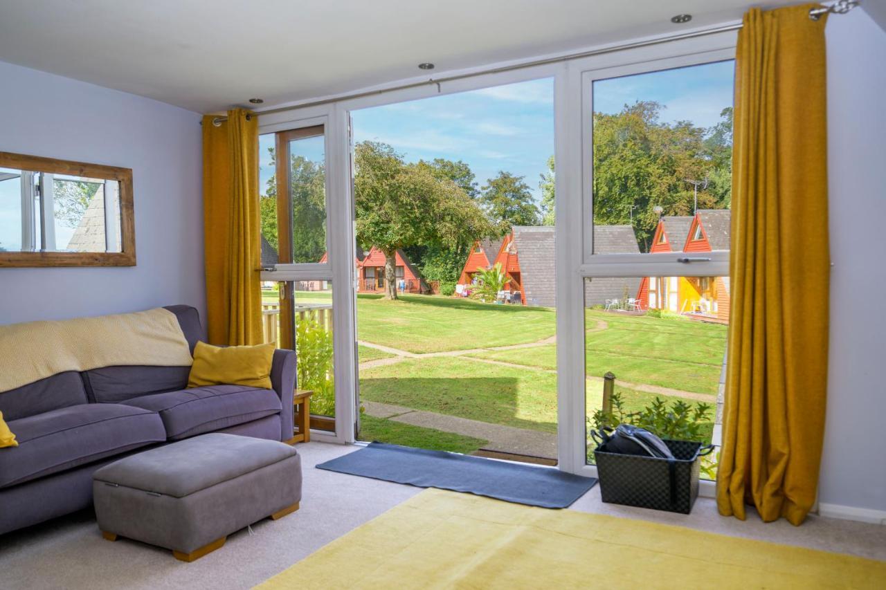 Escape To A Clifftop Chalet With Pool And Tennis Onsite - 1A Kingsdown Holiday Park Exteriér fotografie