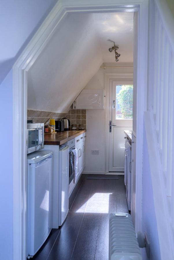 Escape To A Clifftop Chalet With Pool And Tennis Onsite - 1A Kingsdown Holiday Park Exteriér fotografie